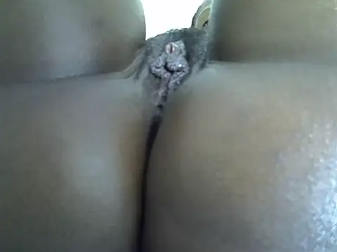 Prettyfay1 webcam