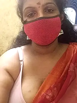 Poojitha-Queen webcam