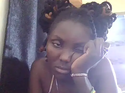 Black_beautygirlll webcam