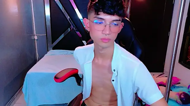 LiamHeatx webcam