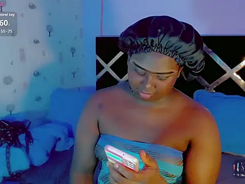 TheperfectblackTS webcam