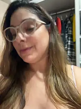 Mariiii_morena webcam