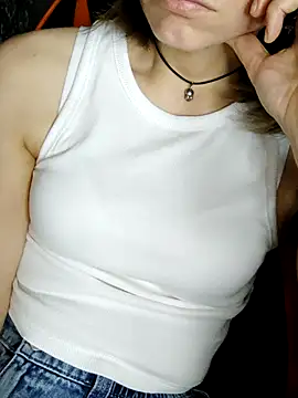 Aashikalaa webcam