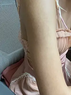 Mina048 webcam