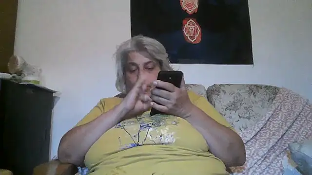 ExquisiteMature webcam