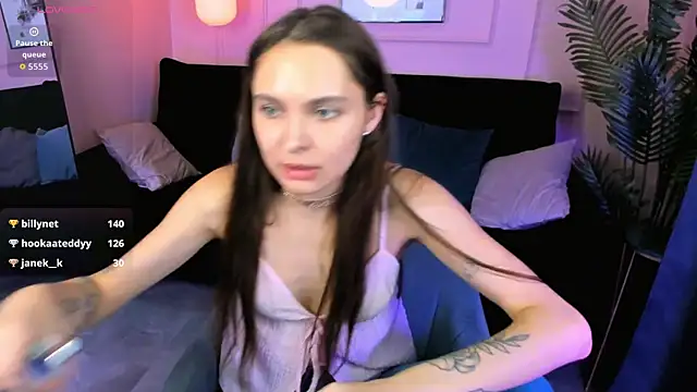 ChloeSunny webcam