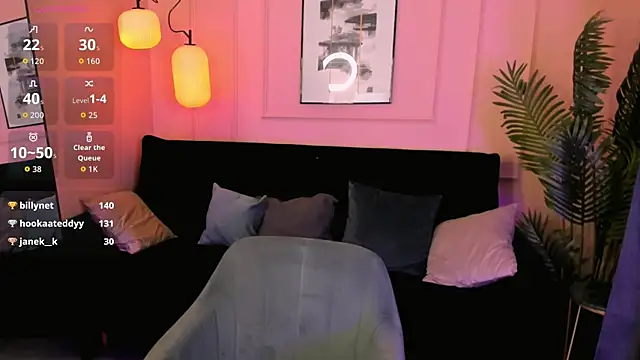 ChloeSunny live cam on StripChat