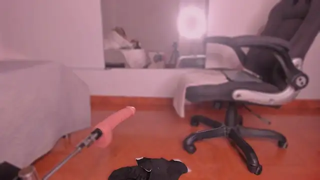 Emmily_Savage