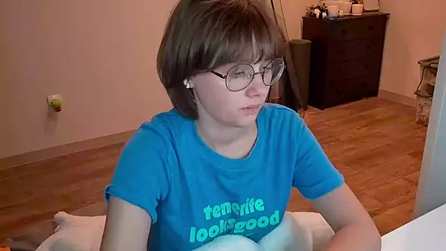 ExitedTroth webcam