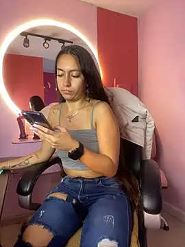 DulceLatinaxo webcam