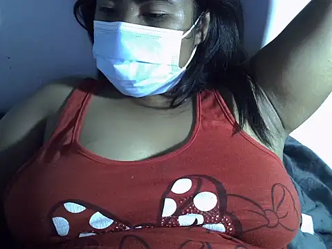 Artinah22 webcam