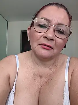 marfil_milf live cam on StripChat