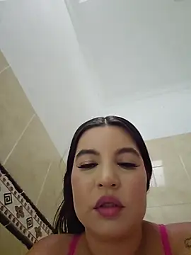 Pretty_Julieta webcam