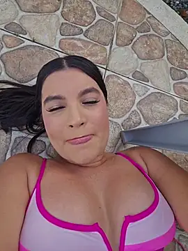 Pretty_Julieta webcam