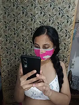 Preethitamil_ponnu webcam
