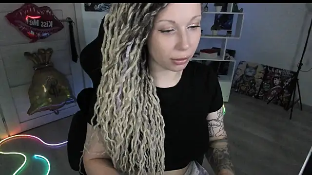 HoneySallyMoore webcam