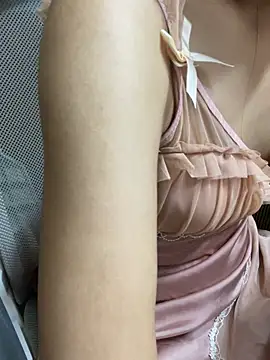 Mina048 webcam