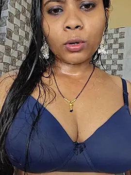 RedQQueen webcam