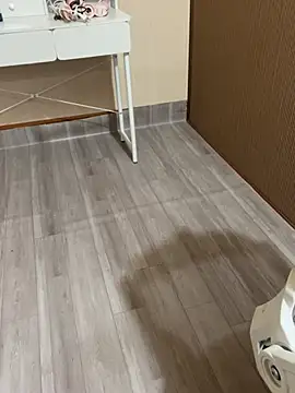 Mina048 webcam