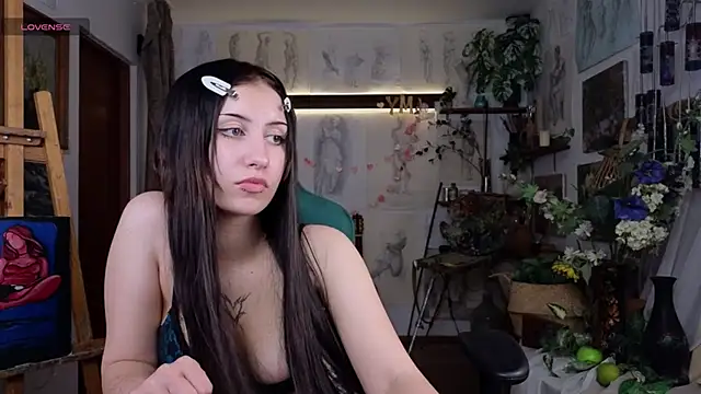 EffieMeowley webcam