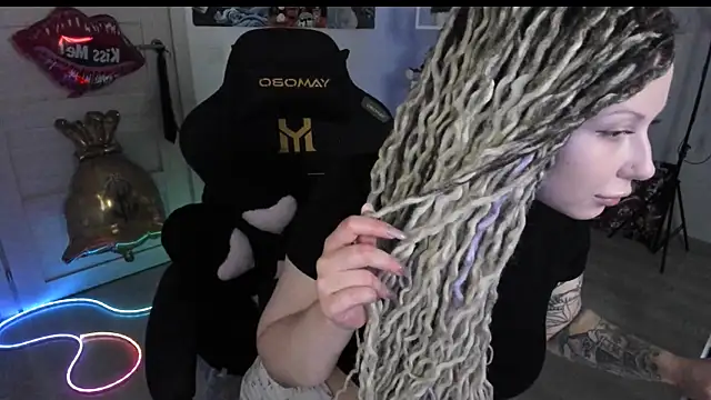 HoneySallyMoore webcam