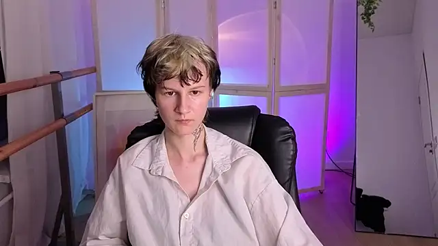 Senpai_Sins webcam