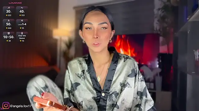 Angela_foxx webcam
