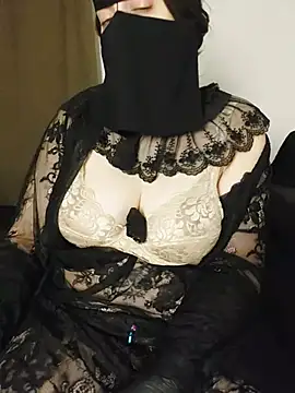 Arab_LoLo webcam