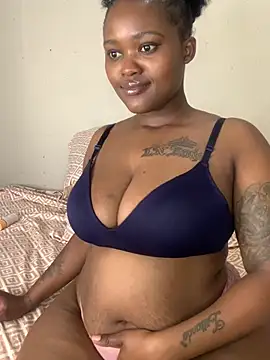 ThickPearlx23 webcam