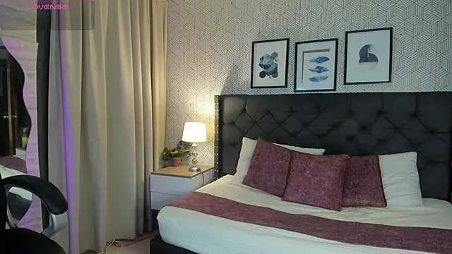 sophie__blare webcam