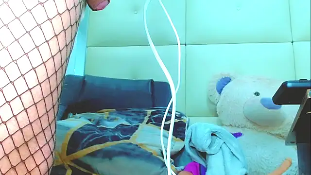 NharaBigCock webcam