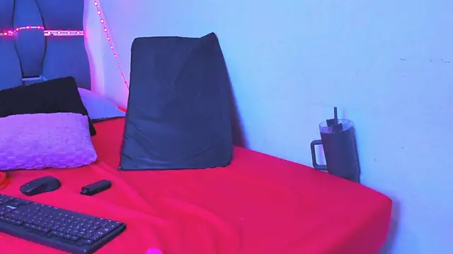 madelinesquirt webcam