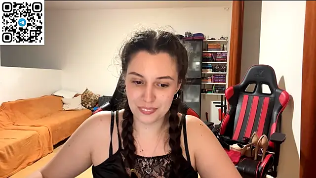 SweetFenomen67 webcam