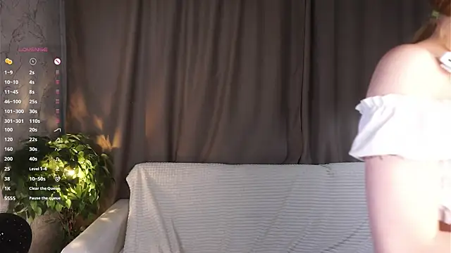 AyannaHelmstetter webcam