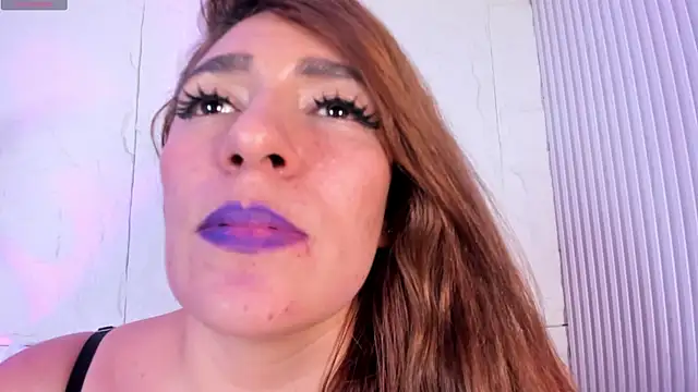 naughty_flower18 webcam