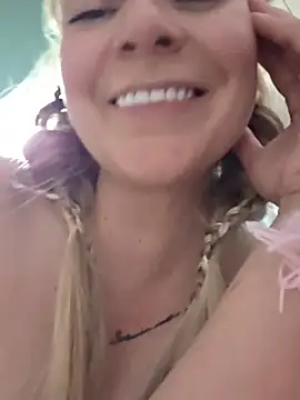 Bondgirl_013 webcam