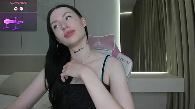 JenniferQueen11 webcam