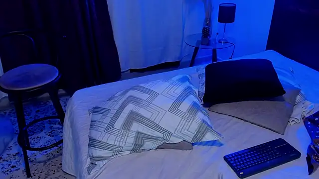 VampGirl1 webcam