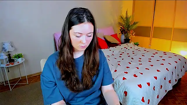 AlluringLookk webcam