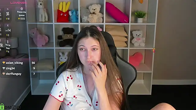 Ella_Burns webcam