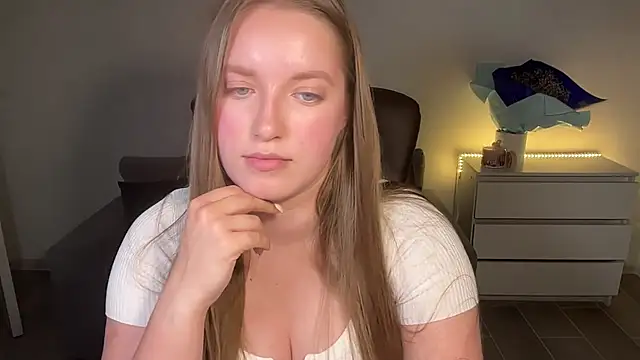 EvaMaddison webcam