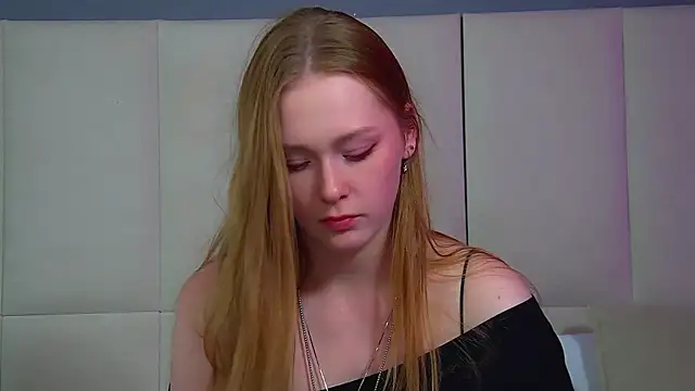 agatafoxley - AgataFoxley's free webcam - UK Sex Cams