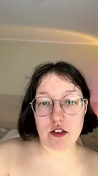 EmiSparks webcam