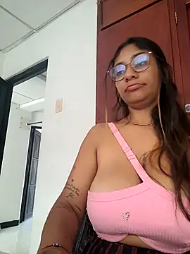 Sofythom1 webcam