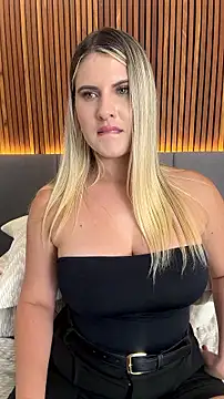 EmiilyAdams_ webcam