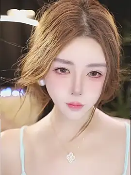 Qiaoqiao__ webcam