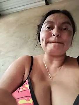 Horny-Mommy-Dirty webcam