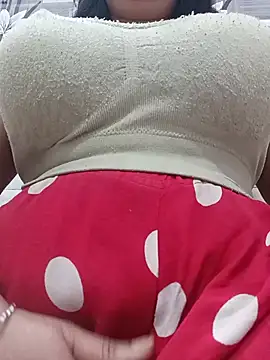 cute-mahek webcam