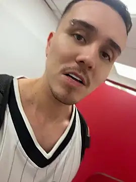 adam-rivera webcam
