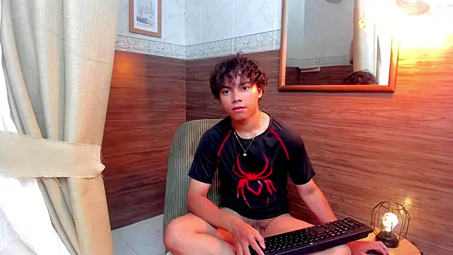 Honeymoon_sariel webcam